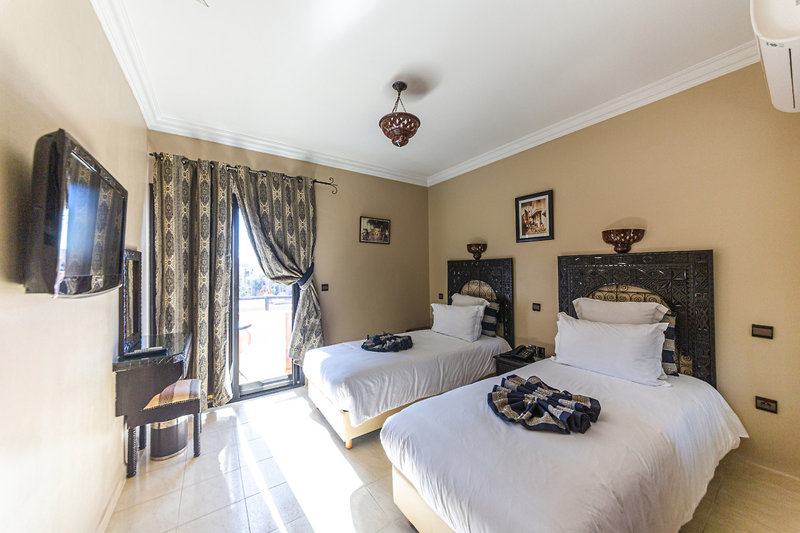Amani Hotel APP 11