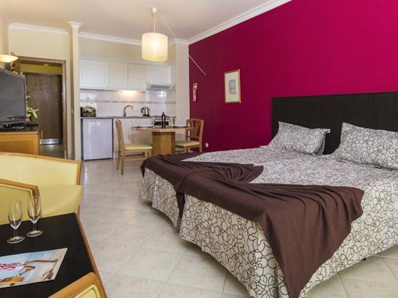 Paladim & Alagoa Mar Aparthotels 36