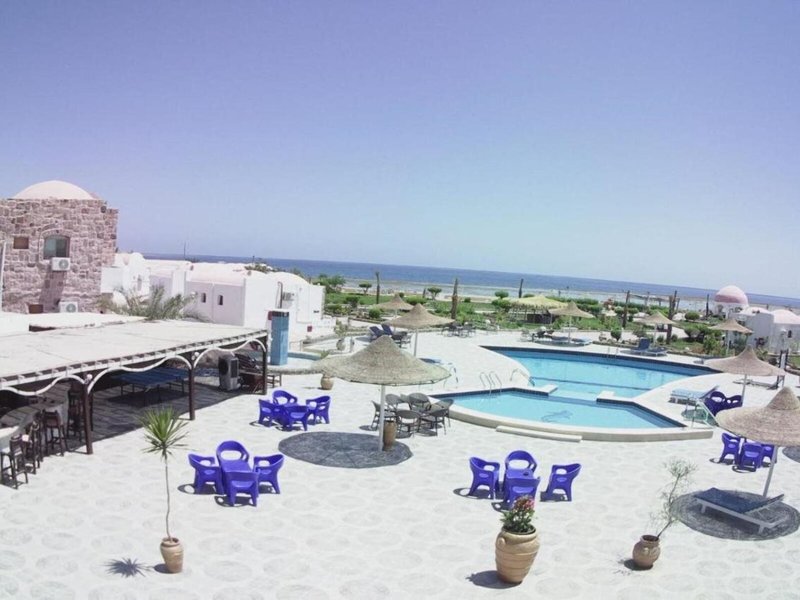 Dolphin Continental Hotel 4