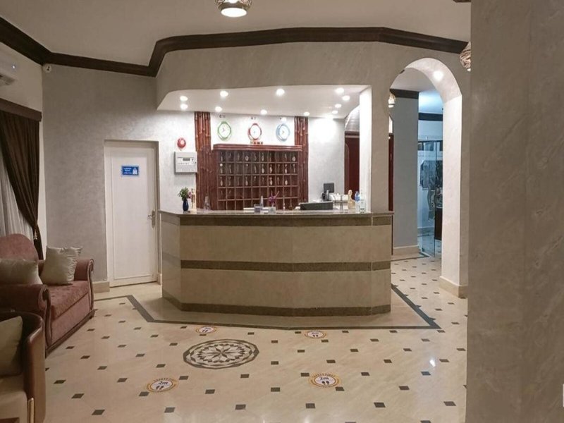 Dolphin Continental Hotel 7