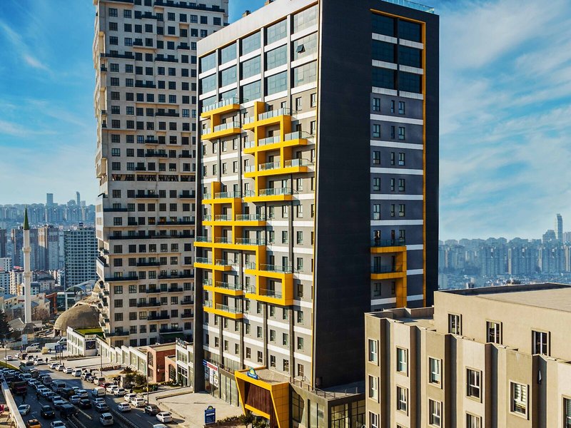 Days Inn & Suites by Wyndham Esenyurt 1