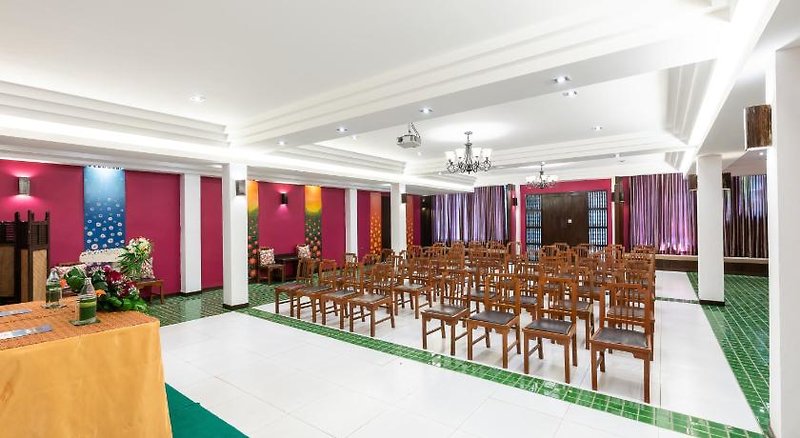 The Legendha Sukhothai 17