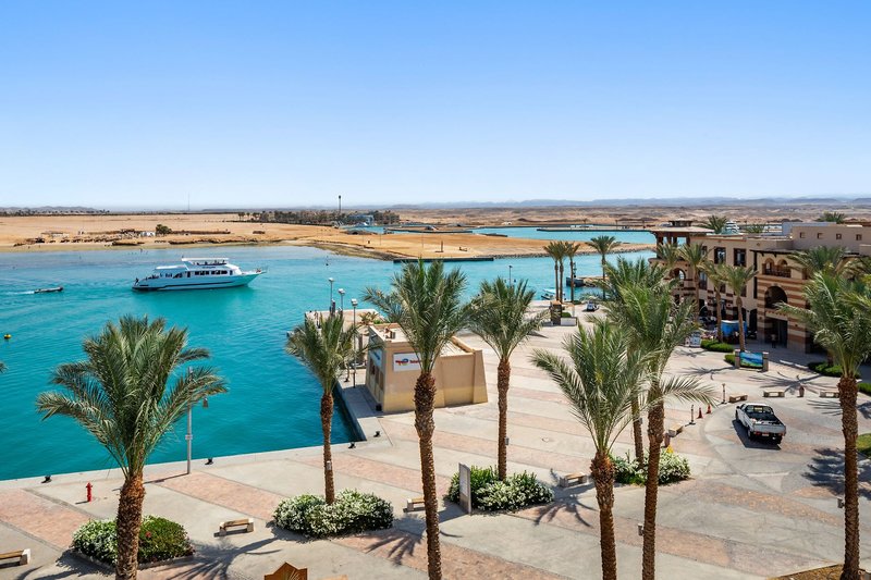 The Palace Port Ghalib 11