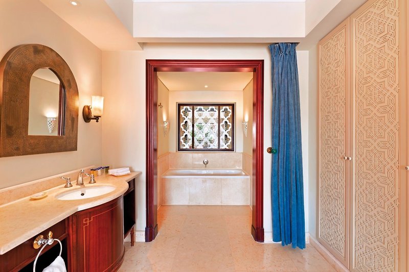 The Palace Port Ghalib 30