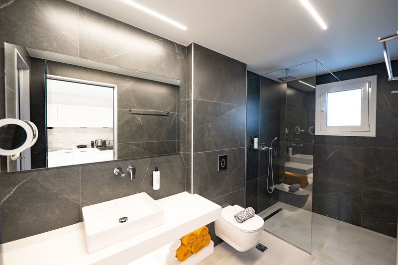 Thimios Acharavi Suites 14