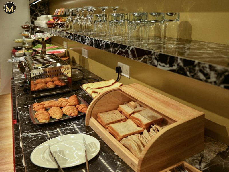 Muscat Express Hotel 17
