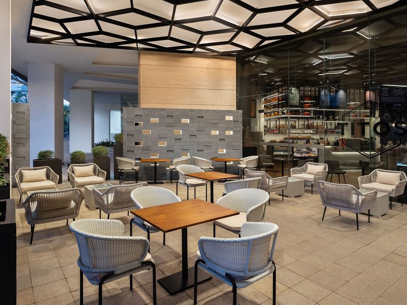 Courtyard Colombo 18