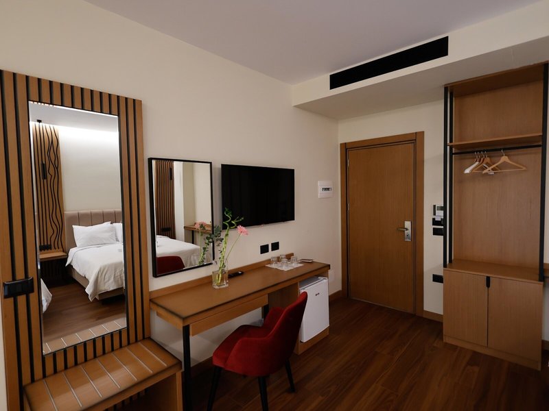 Valza Boutique Hotel 36