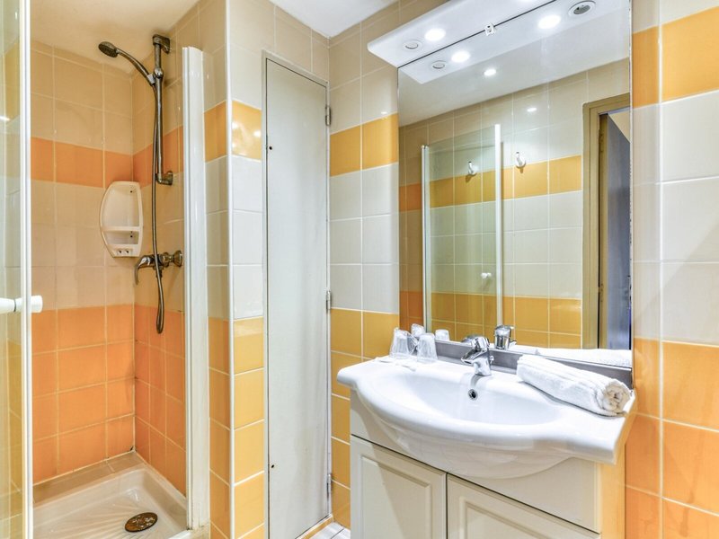 SOWELL RESIDENCES Les Lauriers Roses 25