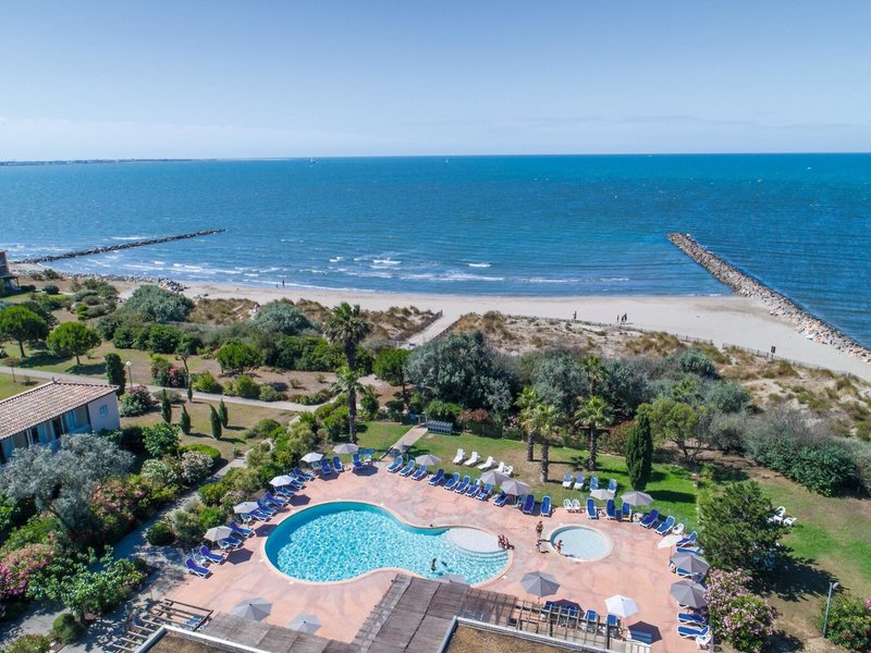 SOWELL Family Grau du Roi 1