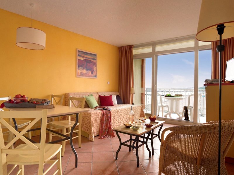 SOWELL Family Grau du Roi 36