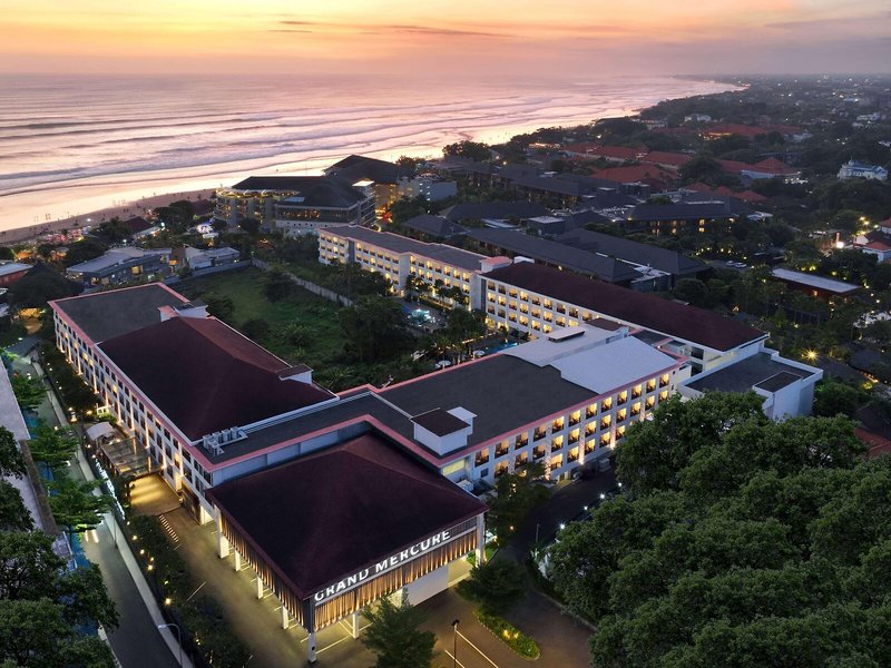 Grand Mercure Bali Seminyak 1