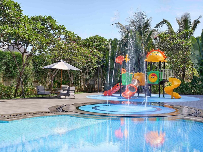 Grand Mercure Bali Seminyak 8