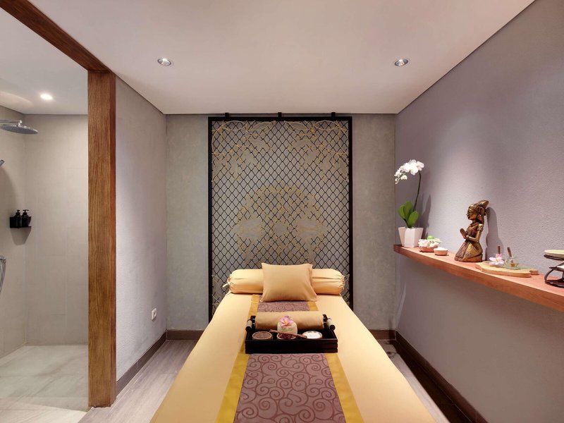 Grand Mercure Bali Seminyak 37
