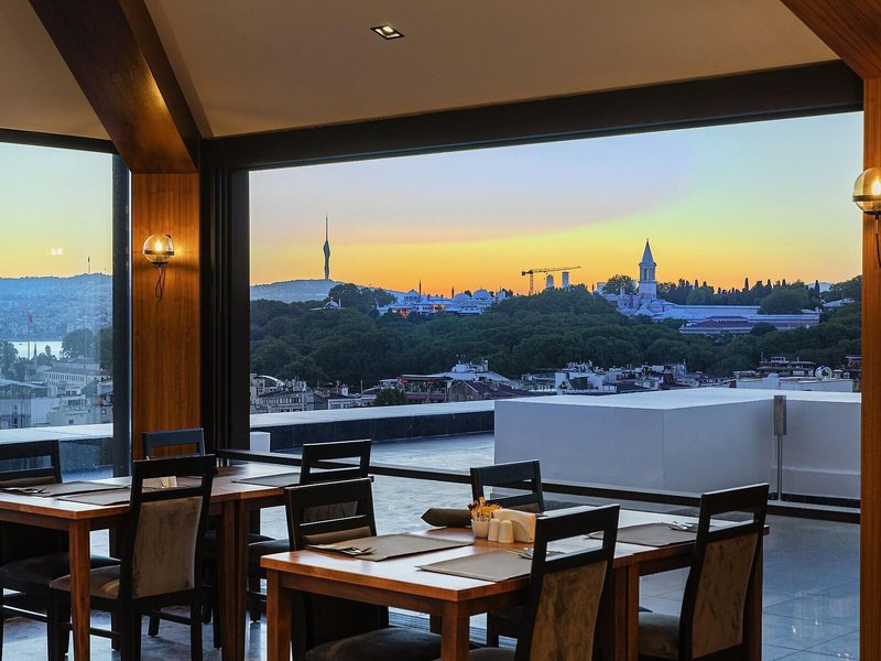 Demiray Hotel 24