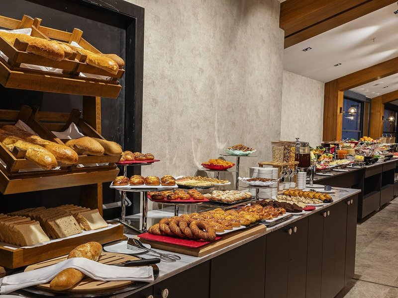 Demiray Hotel 25