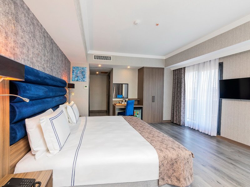 Demiray Hotel 42