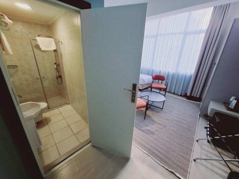 EA Exclusive Hotel 13