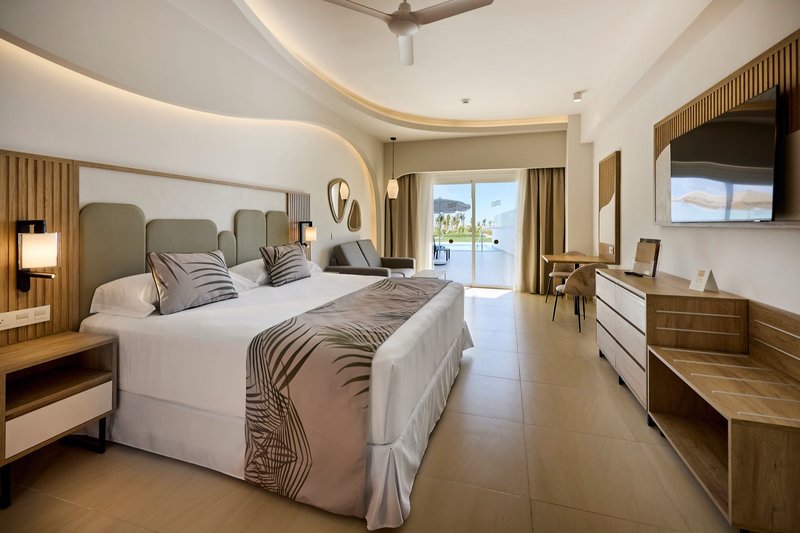 Hotel Riu Palace Aquarelle 21