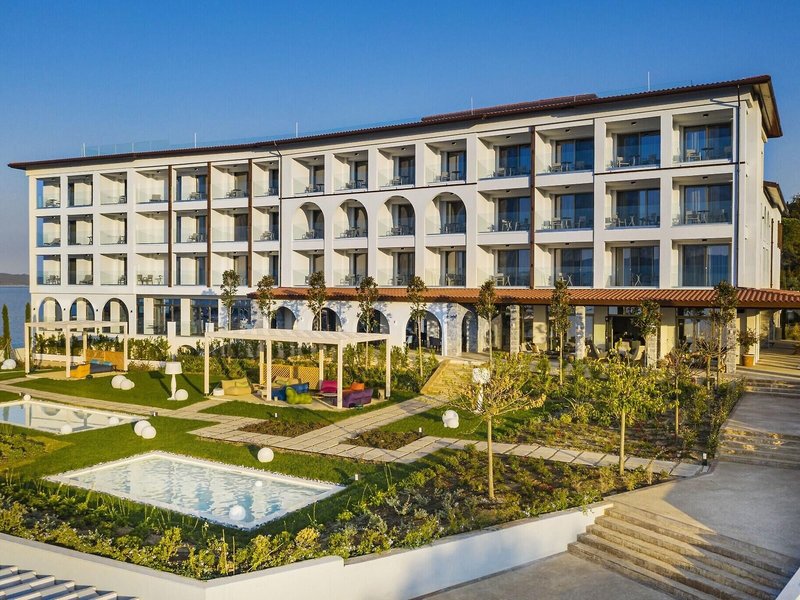 Mount Athos Hotel 4