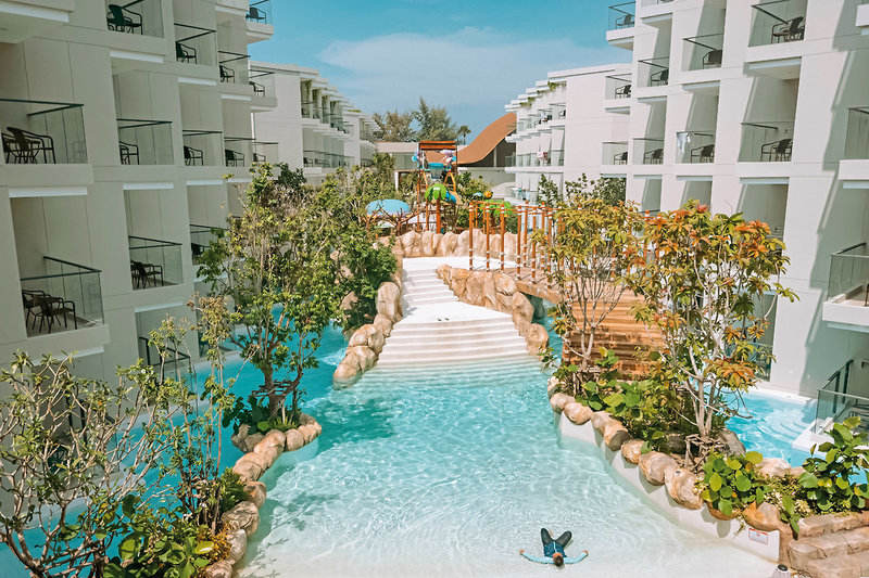 Phuket Emerald Beach Resort 3