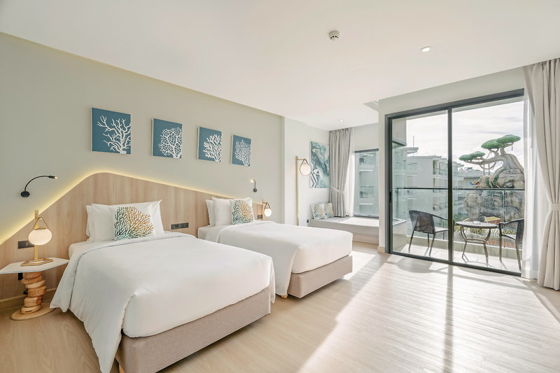 Phuket Emerald Beach Resort 4