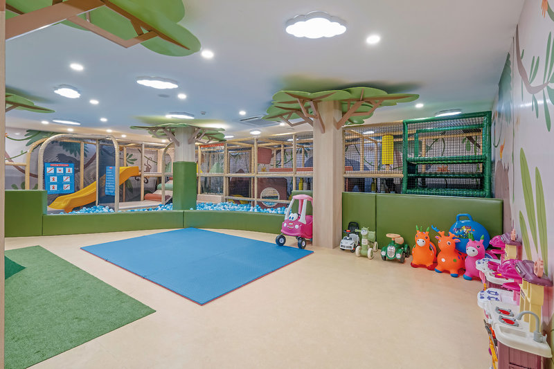 Phuket Emerald Beach Resort 22