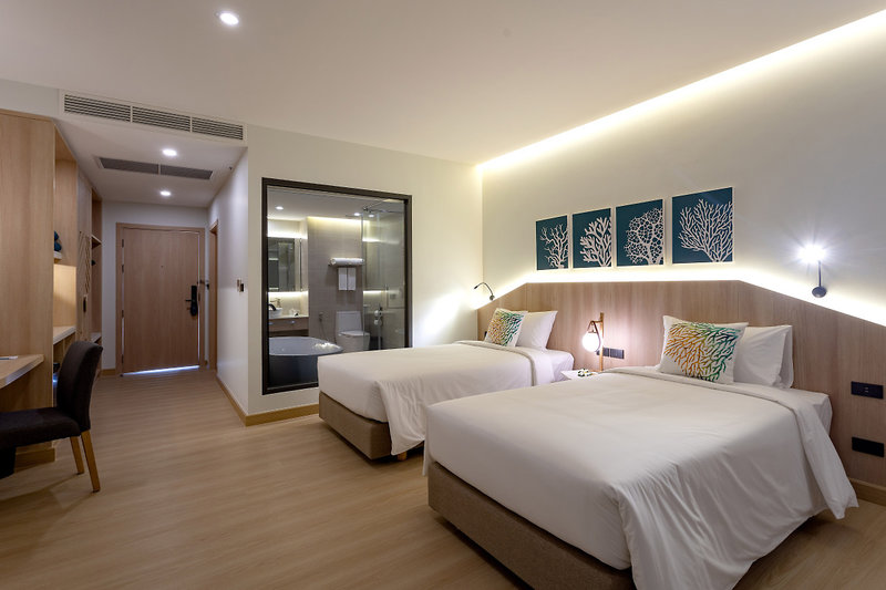 Phuket Emerald Beach Resort 9