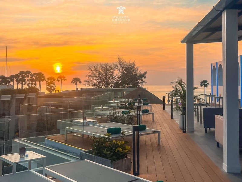 Phuket Emerald Beach Resort 15 - Restaurant