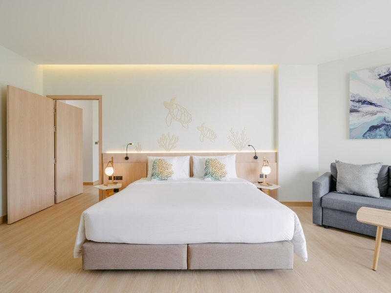 Phuket Emerald Beach Resort 40 - Room Example