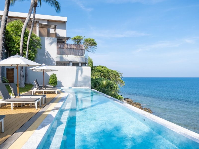 Cape Sienna Phuket Gourmet Hotel & Villas  8