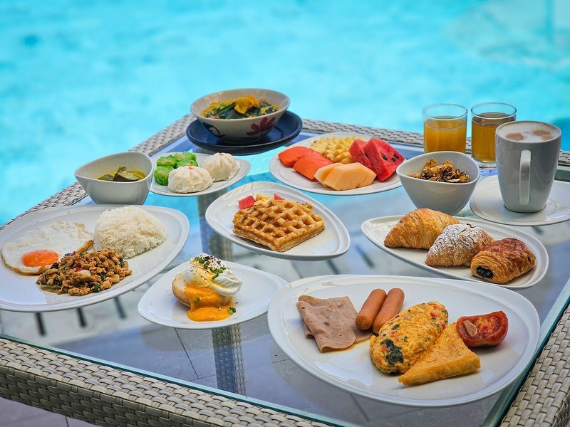 Cape Sienna Phuket Gourmet Hotel & Villas  12