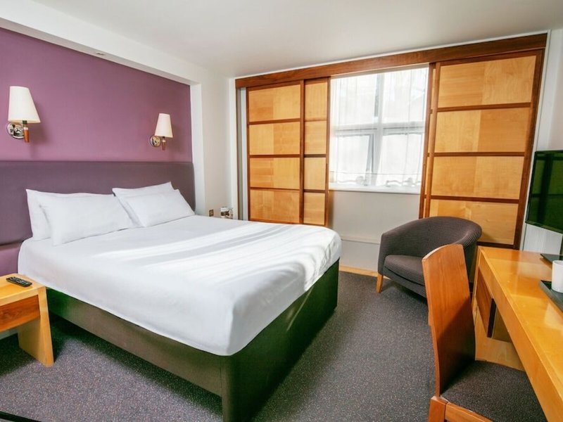 The Milestone Peterborough Hotel 22