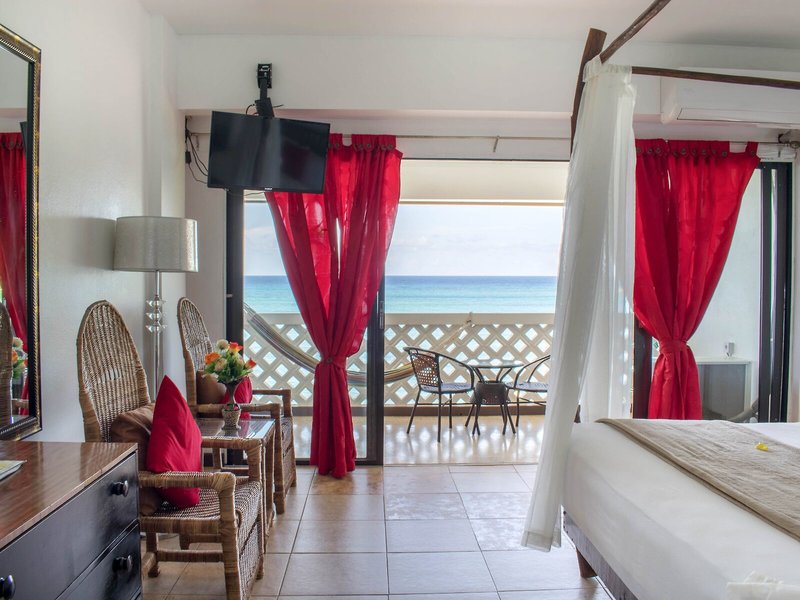 Sand And Tan Beach Hotel 31