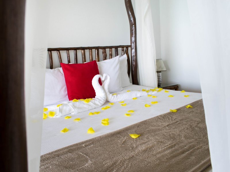 Sand And Tan Beach Hotel 34