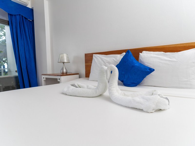 Sand And Tan Beach Hotel 35