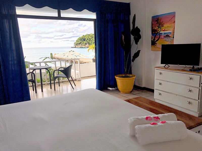 Sand And Tan Beach Hotel 40