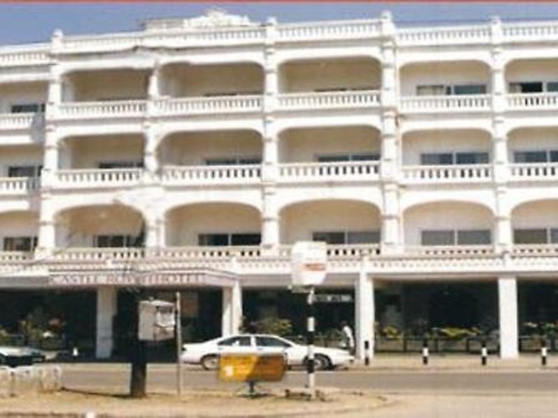 Sentrim Castle Royal 1