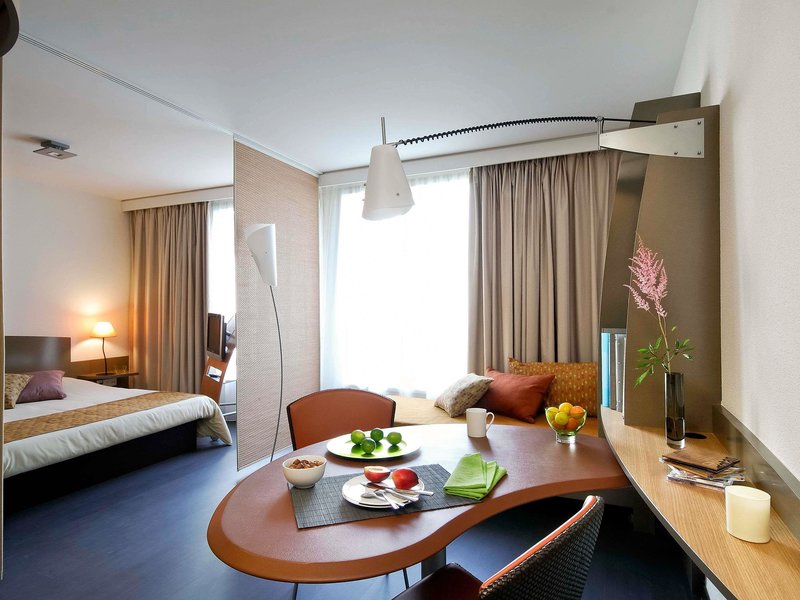 Aparthotel Adagio Bordeaux Gambetta 5 - Room Example