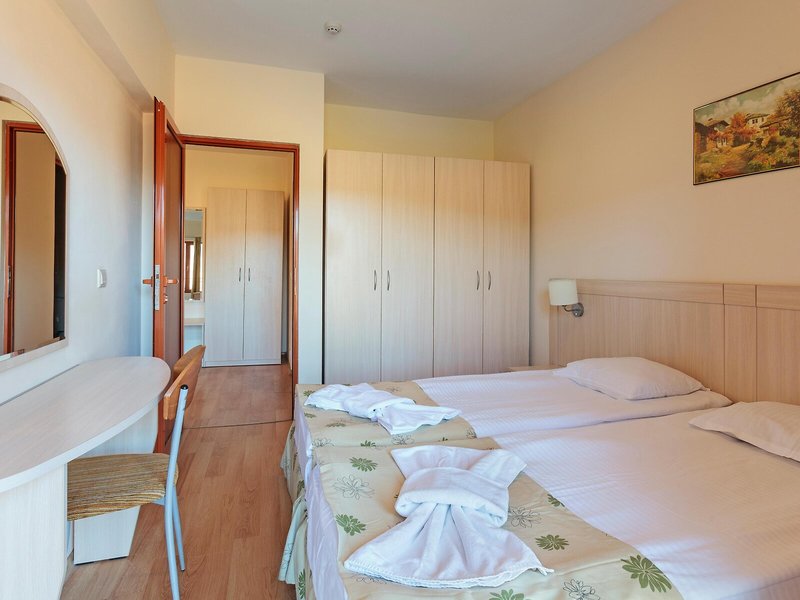 Serena Residence 32