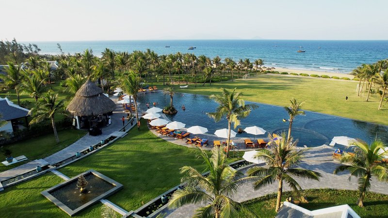 Bliss Hoi An Beach Resort & Wellness 1