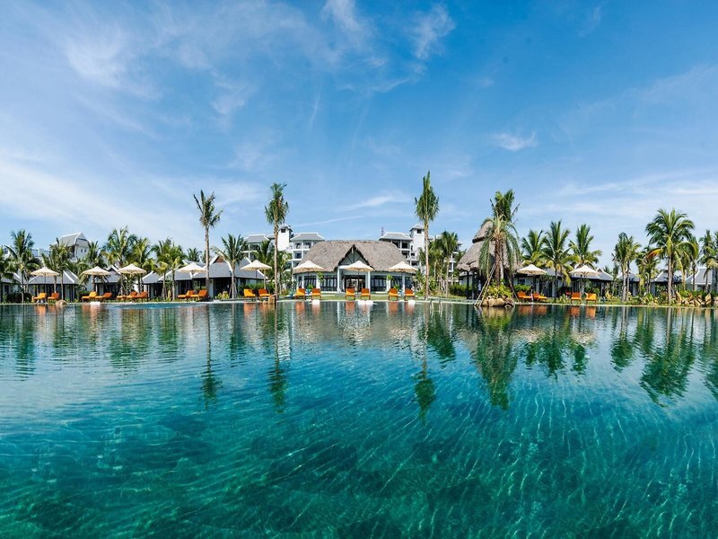 Bliss Hoi An Beach Resort & Wellness 16