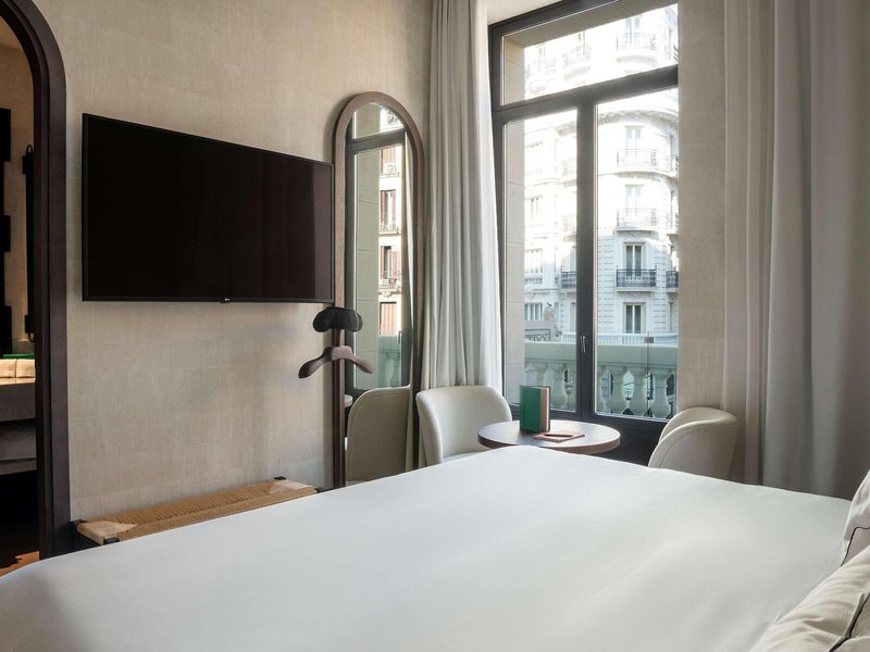 Hotel Montera Madrid, Curio Collection by Hilton 35