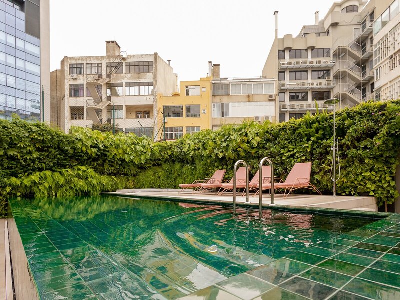 Luster Hotel 4