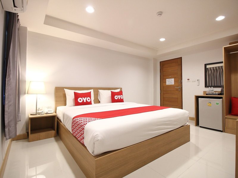 OYO 483 Pannee Hotel Khaosan 7