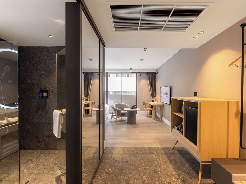 Travelodge Nimman 3