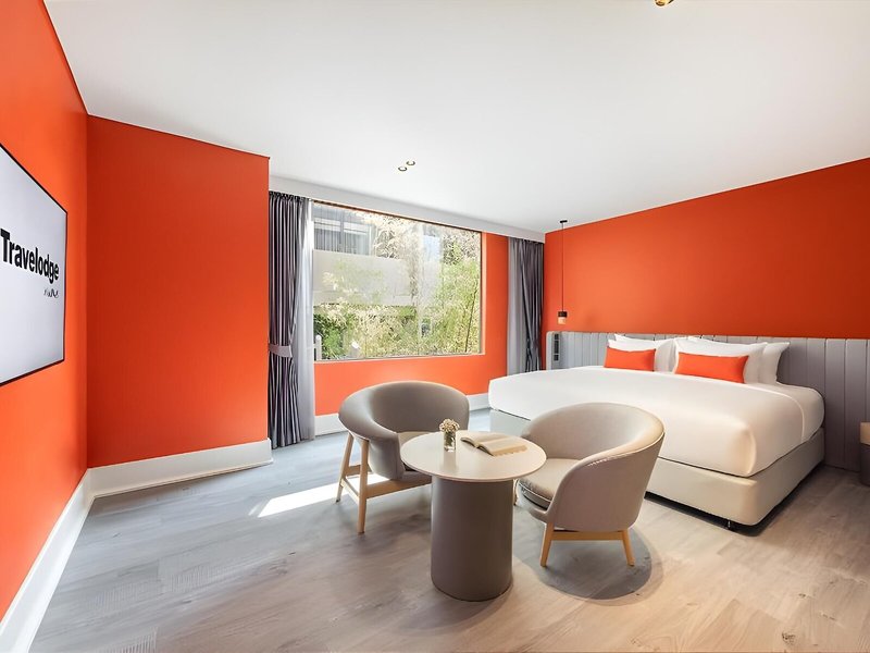 Travelodge Nimman 5