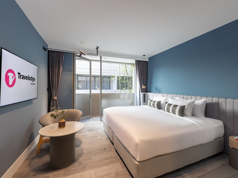 Travelodge Nimman 10