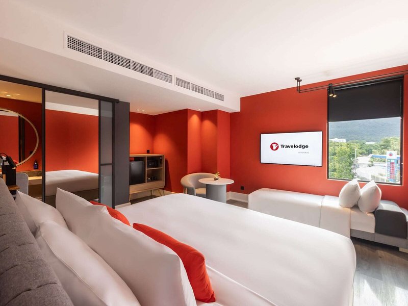 Travelodge Nimman 19