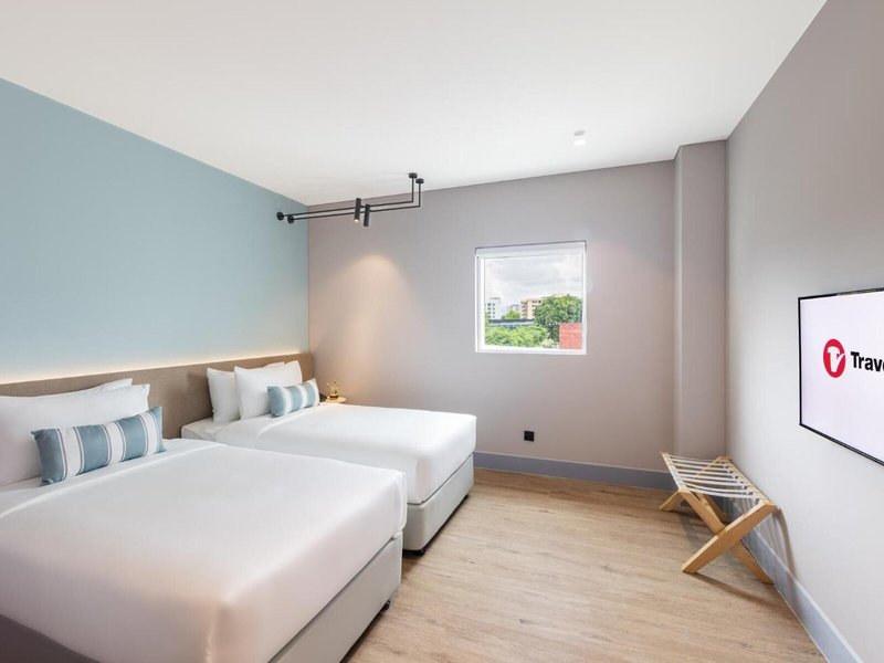 Travelodge Nimman 34